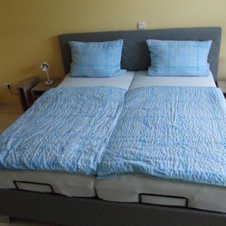 Ferienwohnung Reuter Christine บัดชตาฟเฟลชไตน์ ภายนอก รูปภาพ