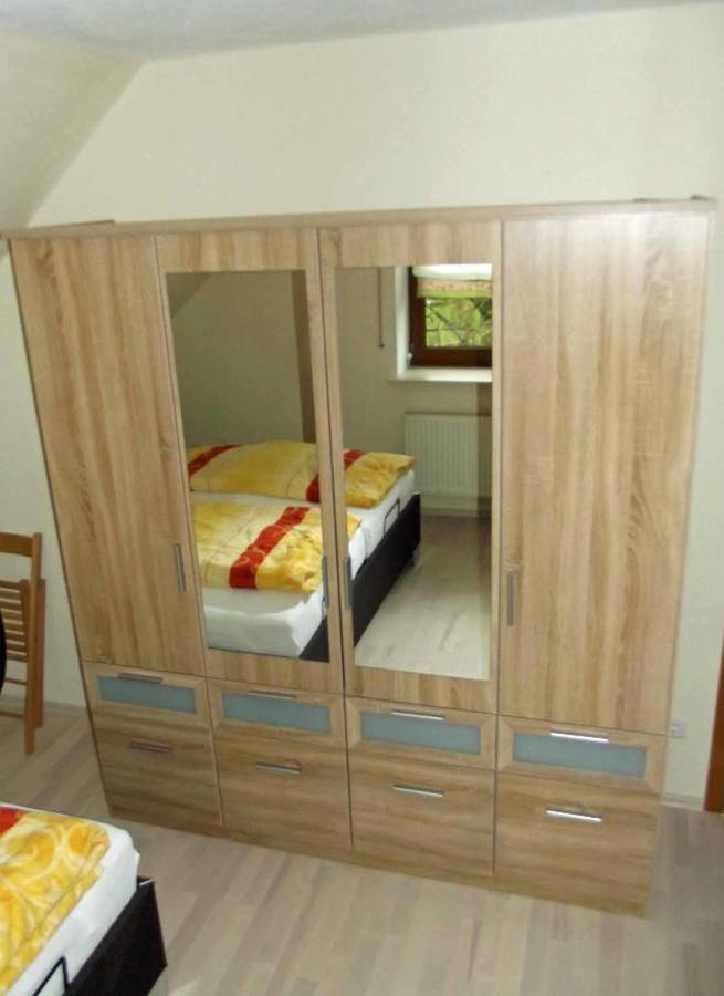 Ferienwohnung Reuter Christine บัดชตาฟเฟลชไตน์ ภายนอก รูปภาพ